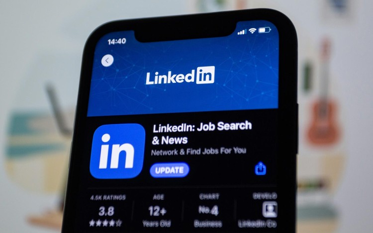 Construye tu Marca Personal en LinkedIn: Consejos para Destacar en 2024